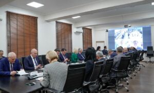Развитие региональных стандартов: совещание во Владикавказе как ключевой шаг к улучшению социальной сферы